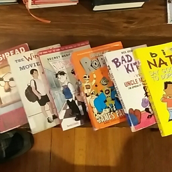 Books. Junior readers..upper elementary - Picture 2 of 5